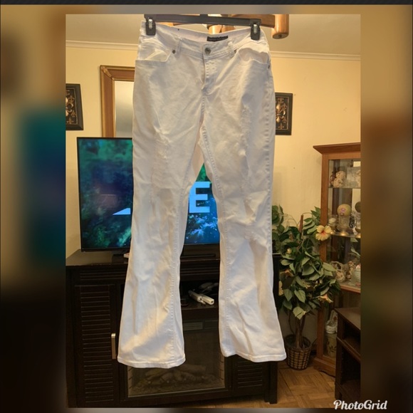 Denim - White flared jeans
